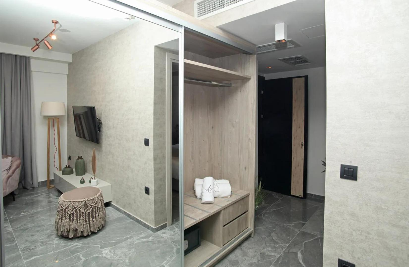 Athinais Luxury Apartments Hanioti Exterior photo