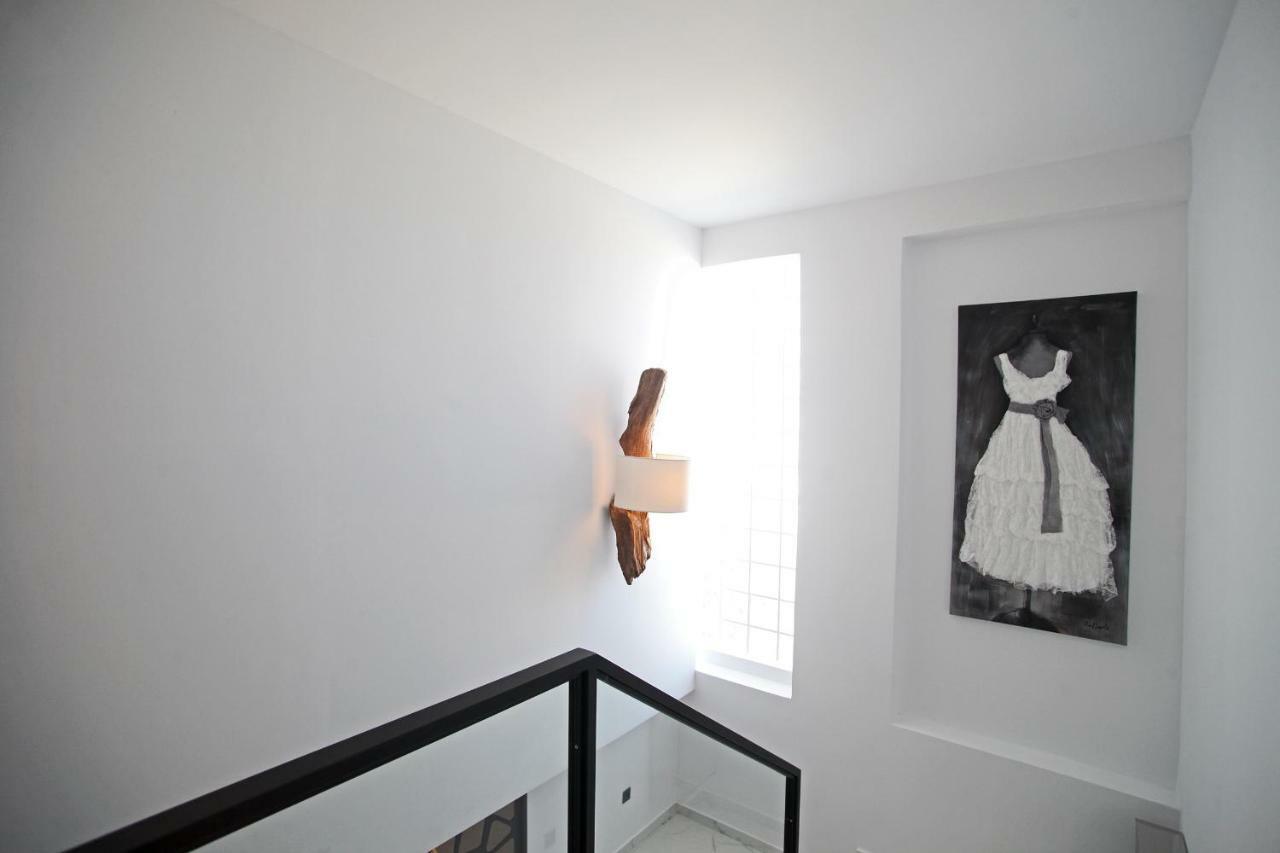 Athinais Luxury Apartments Hanioti Exterior photo
