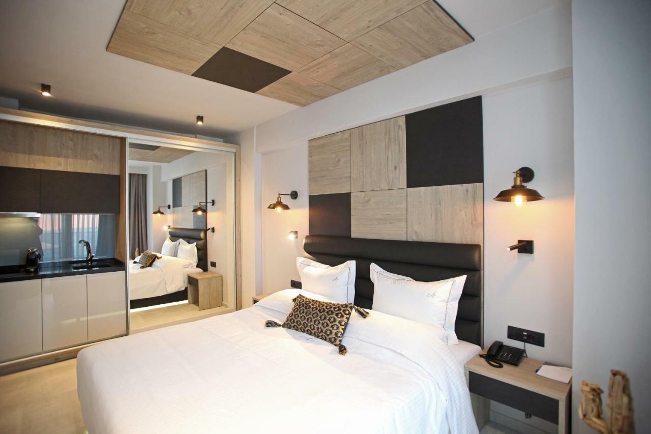 Athinais Luxury Apartments Hanioti Exterior photo